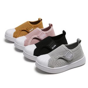 Baby and toddler casual sneakers with soft non-slip sole for boys and girls