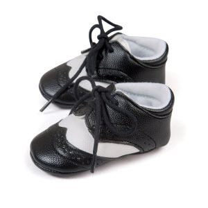 Baby soft sole walking shoes for boys with breathable synthetic leather